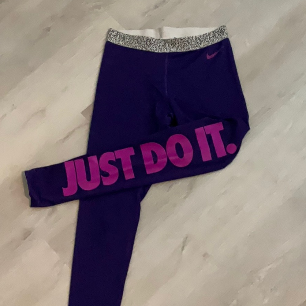 lot  Nike Workout Pant Lot! Size Medium